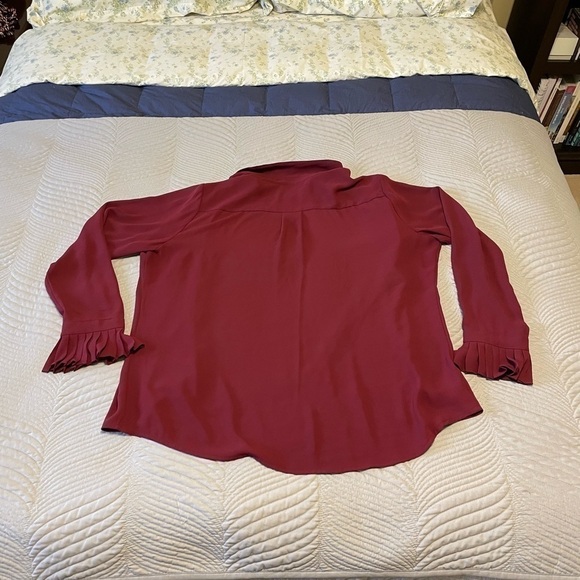 Loft Blouse Red Size Medium - Picture 7 of 9